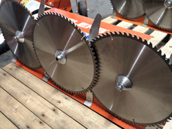 hydraulische snoeizaag met 3 zaagbladen cutter3