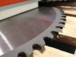 hydraulische snoeizaag met 5 zaagbladen cutter5