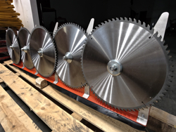 hydraulische snoeizaag met 5 zaagbladen cutter5