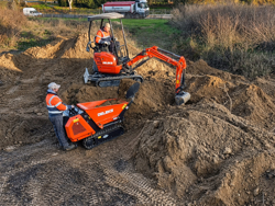 mini rupsdumper mini dumper op rupsbanden met kubota m8000
