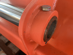 middelzware klepelmaaier met front en achteraanbouw en hydraulische zijdelingse verschuiving voor middelzware tractoren mod grizzly 200 gereviseerd 88
